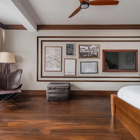 Numa Potsdamer Platz 4*