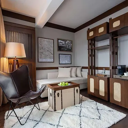 Numa Potsdamer Platz 4* ברלין