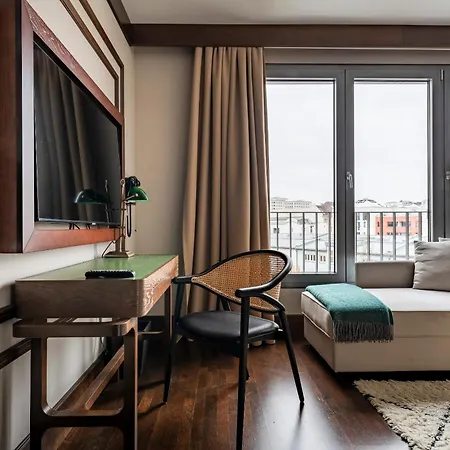 Numa Potsdamer Platz Hotel 4*