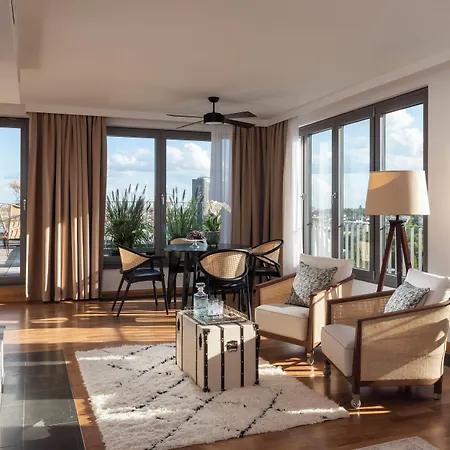 Numa Potsdamer Platz Hotel 4*