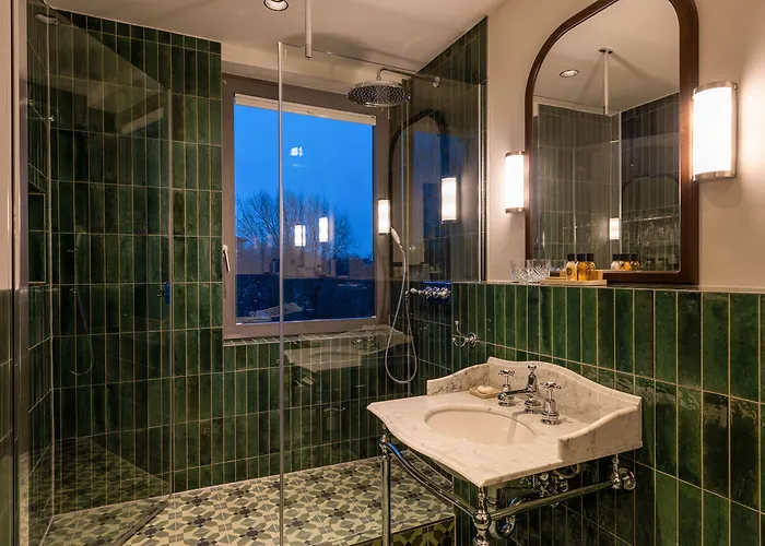 Numa Potsdamer Platz 4*